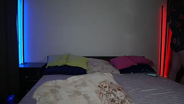 TiffanyPierce online show from 9, 1, 2025