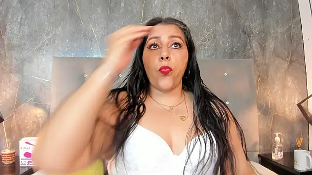 SexxyPamela online show from 4, 2, 2026