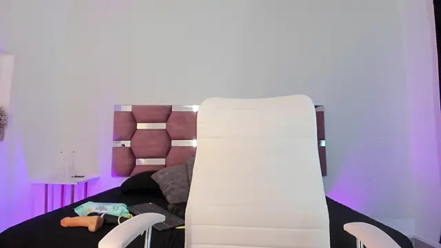 AlondraDiossa03 online show from 8, 3, 2025