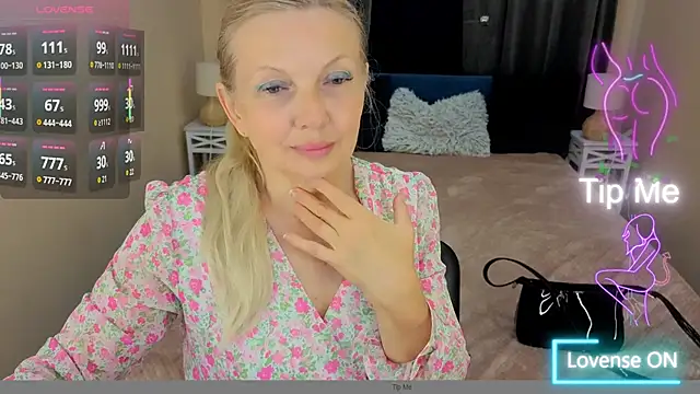 Abby Moore  online show from 19, 6, 2026