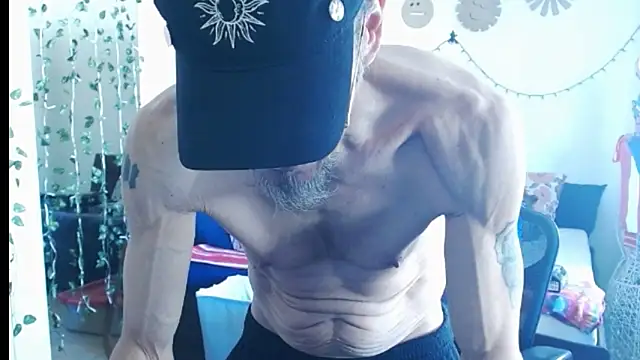 Snapshot of mycock2474u chatting on 21, 2, 2025 mycock2474u online show from 21, 2, 2025