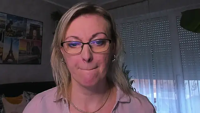 vanessa chat online show from 5, 2, 2025