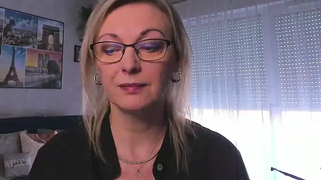 vanessa chat online show from 3, 3, 2025