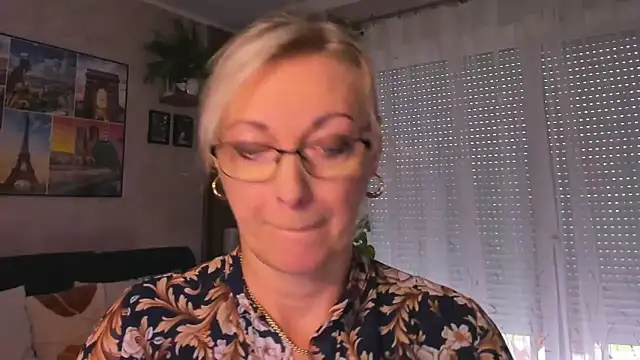 vanessa chat online show from 16, 9, 2025