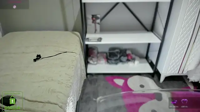 bisexyelizz online show from 3, 2, 2026