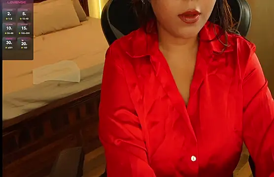 Snapshot of sneha_hussy chatting on 14, 10, 2025 sneha hussy online show from 14, 10, 2025