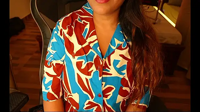 sneha hussy online show from 6, 2, 2026