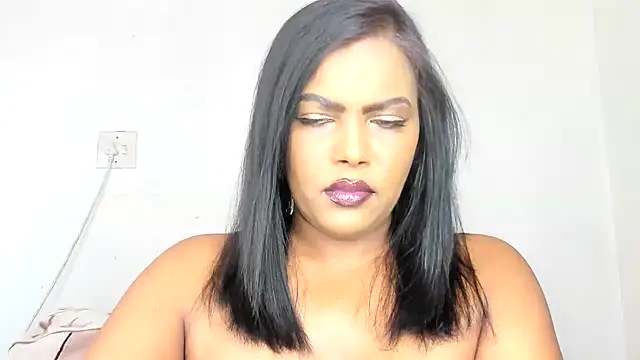 MySweetBitch143 online show from 19, 11, 2025