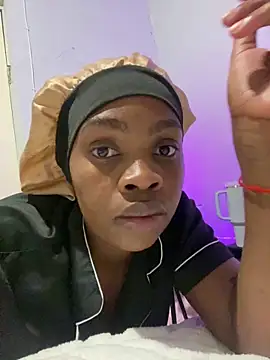 LuciousLips96 online show from 4, 3, 2026