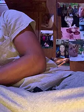 Tristris100 online show from 4, 2, 2025