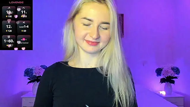 AnnaCarrera online show from 12, 12, 2024