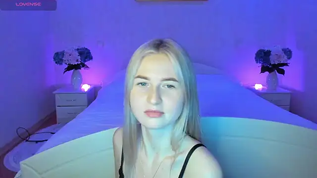 AnnaCarrera online show from 7, 3, 2025