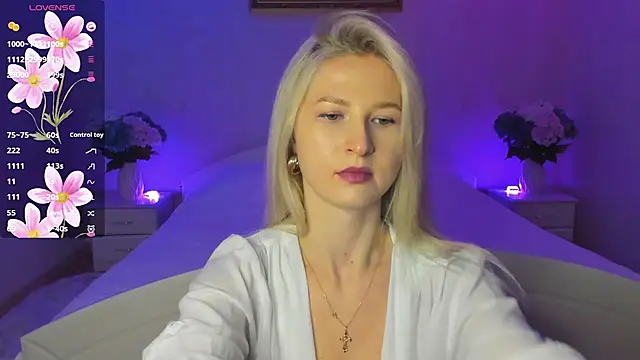 AnnaCarrera online show from 7, 11, 2025