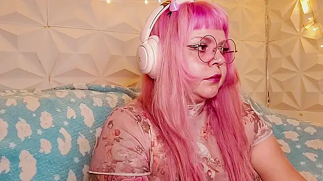 Satyn doll online show from 24, 5, 2026
