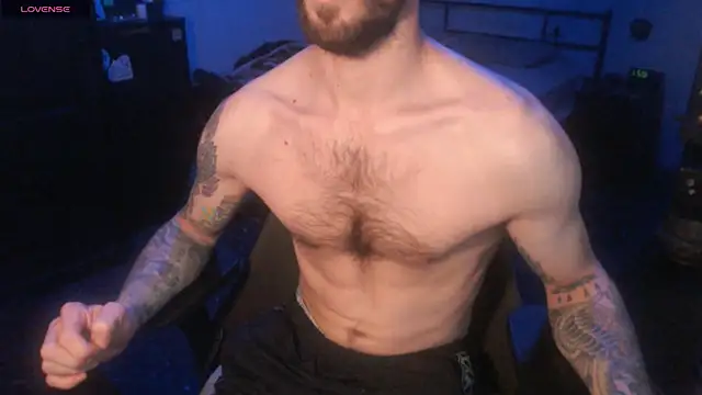 SexxxyLouis online show from 4, 11, 2025