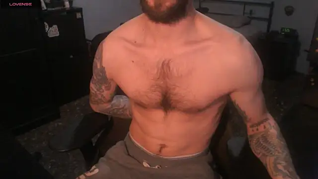 SexxxyLouis online show from 27, 11, 2025