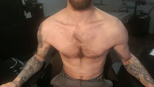 Snapshot of SexxxyLouis chatting on 24, 2, 2026 SexxxyLouis online show from 24, 2, 2026