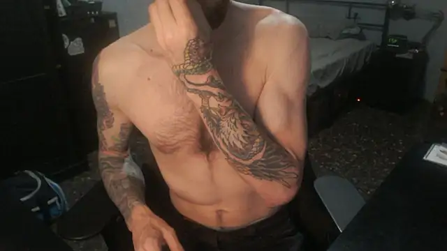 Snapshot of SexxxyLouis chatting on 24, 2, 2026 SexxxyLouis online show from 24, 2, 2026