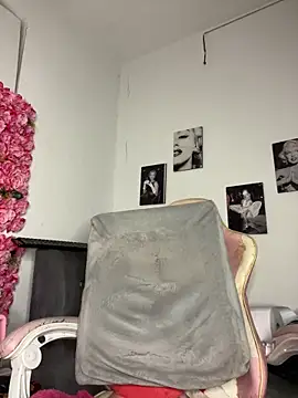 Rachell More online show from 20, 1, 2025