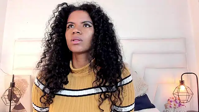 Snapshot of Ellie_Alves chatting on 18, 12, 2024 Ellie Alves online show from 18, 12, 2024