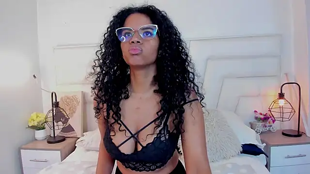 Snapshot of Ellie_Alves chatting on 26, 12, 2024 Ellie Alves online show from 26, 12, 2024
