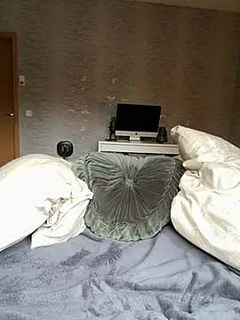 Carmen Monroe online show from 13, 3, 2026