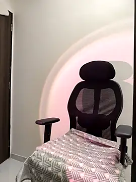 MumbaiMaskGirl online show from 29, 9, 2025