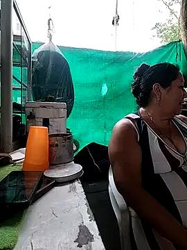 Snapshot of Brenda_Berck_ chatting on 7, 3, 2026 Brenda Berck online show from 7, 3, 2026