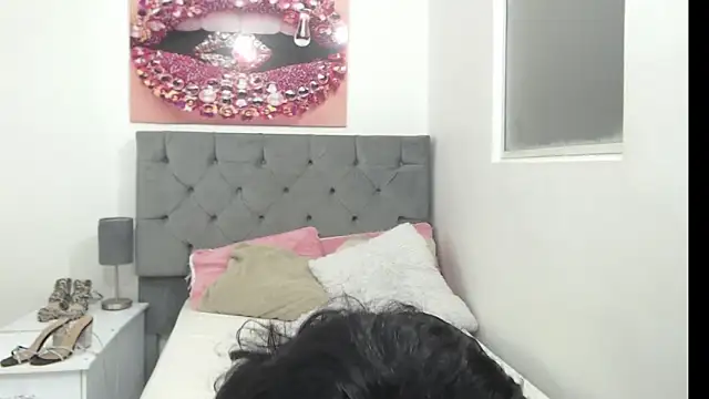 Snapshot of kirajohnson chatting on 20, 2, 2026 kirajohnson online show from 20, 2, 2026