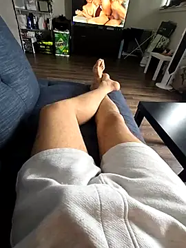 Snapshot of vikki432 chatting on 25, 2, 2026 vikki432 online show from 25, 2, 2026