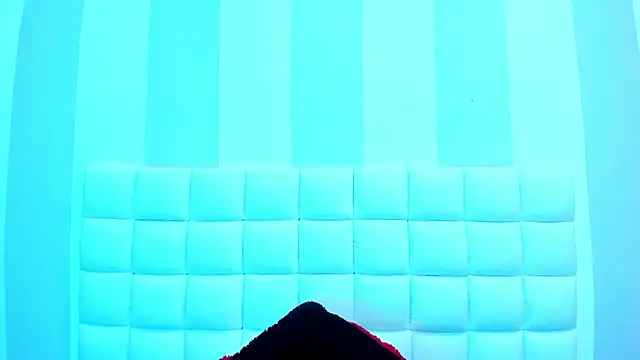 teresasroom  online show from 29, 1, 2025