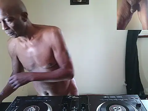 longdick4you8686 online show from 24, 6, 2026