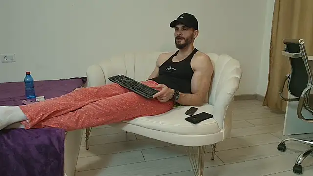 MauroTwin online show from 1, 2, 2026