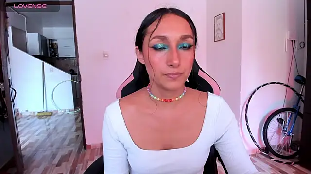 Snapshot of adrena_10 chatting on 20, 4, 2026 adrena 10 online show from 20, 4, 2026