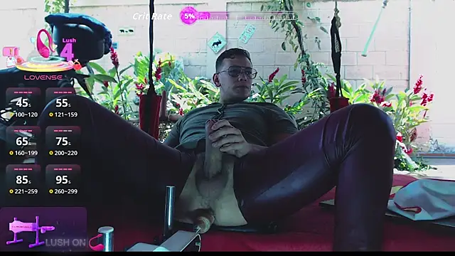 Snapshot of simon_and_david chatting on 16, 3, 2026 simon and david online show from 16, 3, 2026