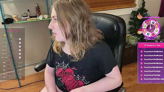 luluvaladon online show from 7, 1, 2025