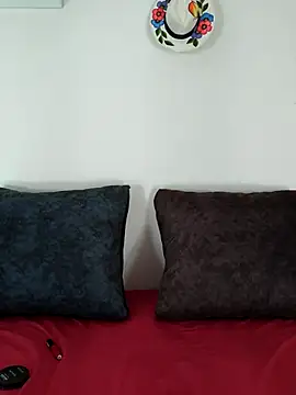 YOURSDEBORA online show from 1, 10, 2025