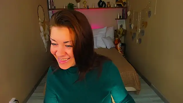 AnaMills online show from 4, 10, 2025