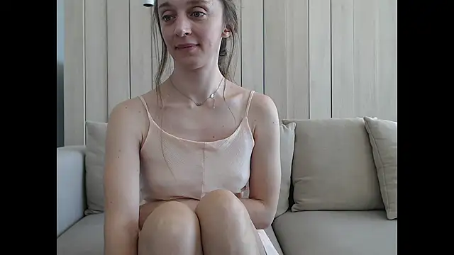 ShySchoolGirl online show from 20, 3, 2025