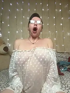 Snapshot of Amberhotqueen chatting on 19, 2, 2026 Amberhotqueen online show from 19, 2, 2026