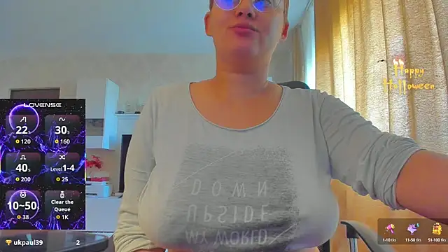 hot evil queen online show from 19, 10, 2025