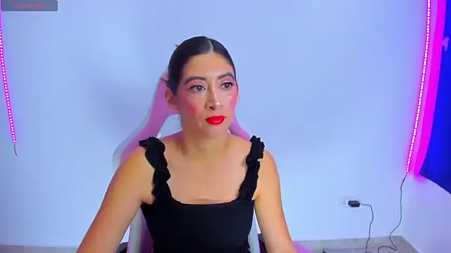 MeganWhite3 online show from 22, 3, 2025