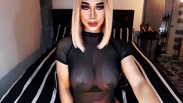 MassiveCockxMistress online show from 1, 11, 2025