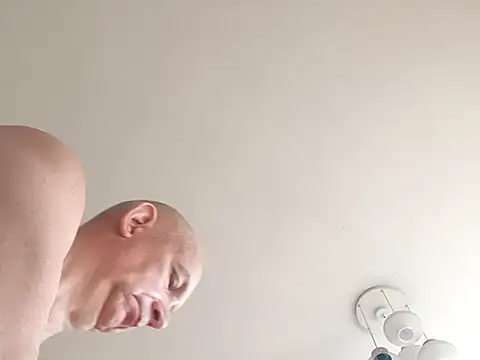 bigcock marusz online show from 20, 2, 2026