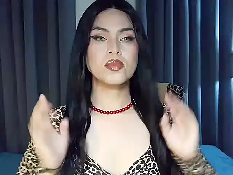 Snapshot of MistressLuna1 chatting on 10, 7, 2026 MistressLuna1 online show from 10, 7, 2026