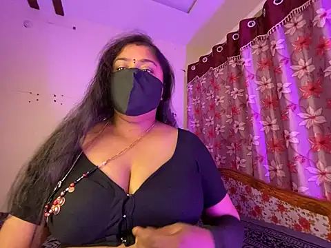 Love 4Sex online show from 2, 4, 2026