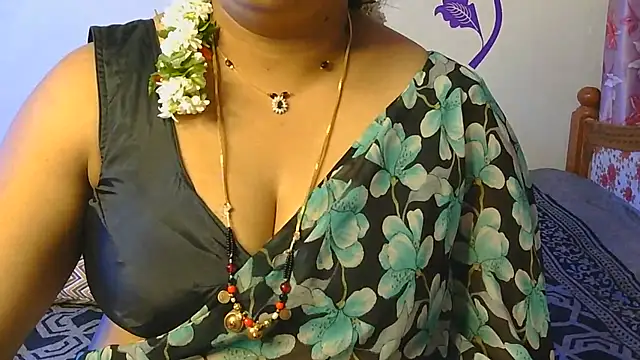 Love 4Sex online show from 10, 7, 2026