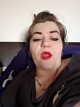 Snapshot of cindybbwsquirt chatting on 24, 2, 2025 cindybbwsquirt online show from 24, 2, 2025