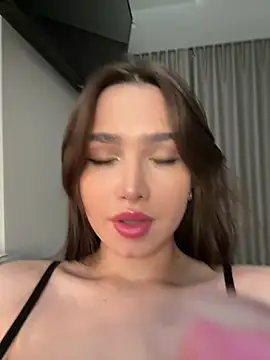 Snapshot of stefannichka chatting on 17, 12, 2024 stefannichka online show from 17, 12, 2024