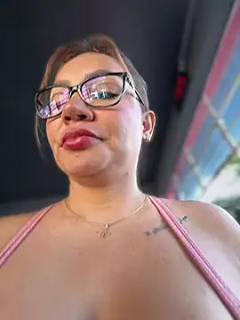 Snapshot of DIANITA_1988 chatting on 1, 7, 2026 DIANITA 1988 online show from 1, 7, 2026